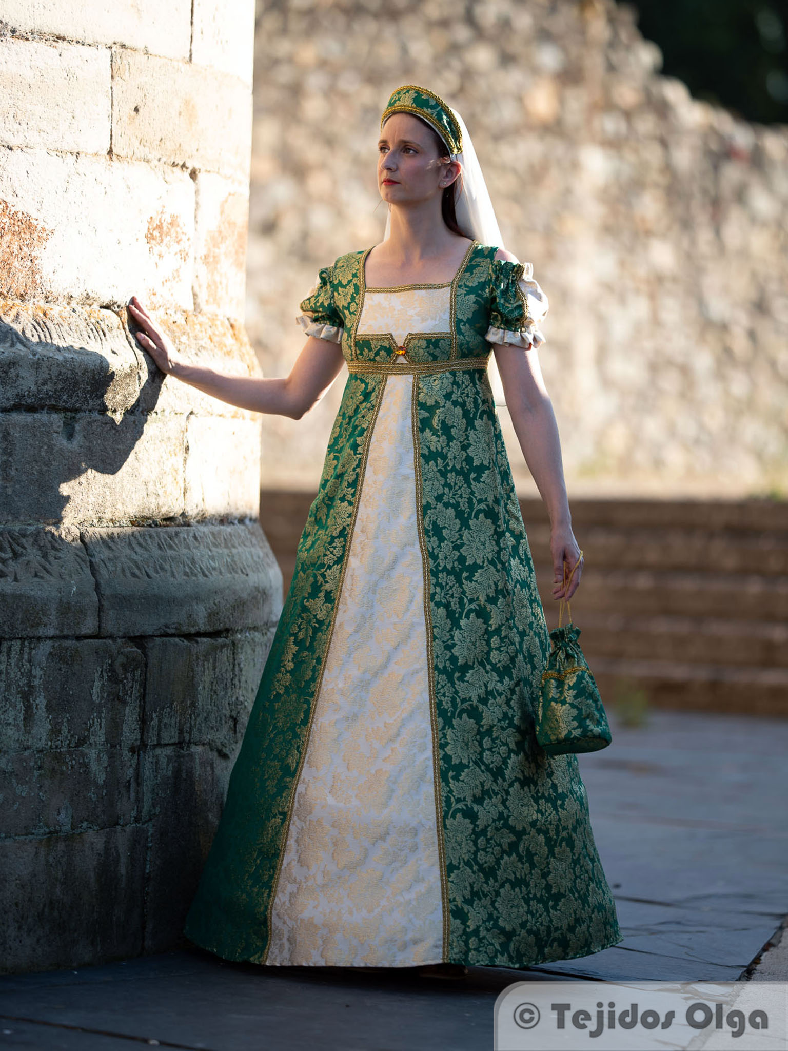 traje medieval mujer